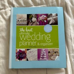 The Knot Wedding Planner Binder